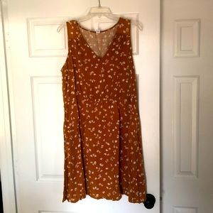 Orange floral dress. XL